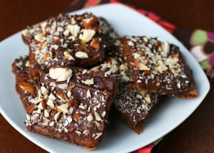 AlmondToffeeSaltineCrunch1